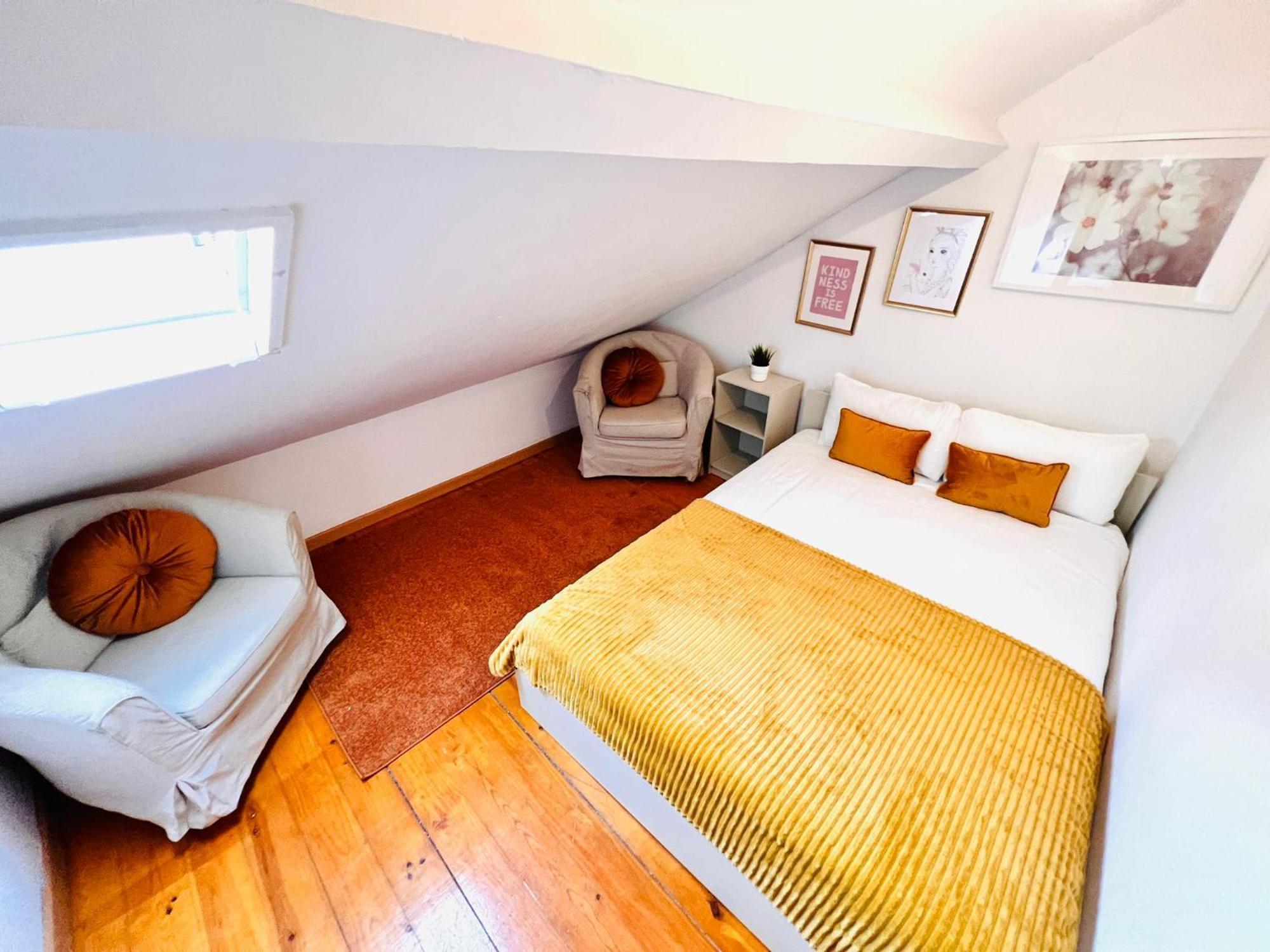 Bairro Alto, Location In Centre